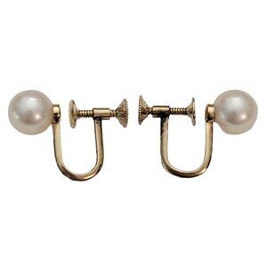 14K Yellow Gold Genuine Pearl Screw Back Earrings E921